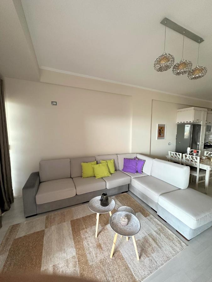 Luxury Penthouse B&E Lägenhet Sarandë Exteriör bild