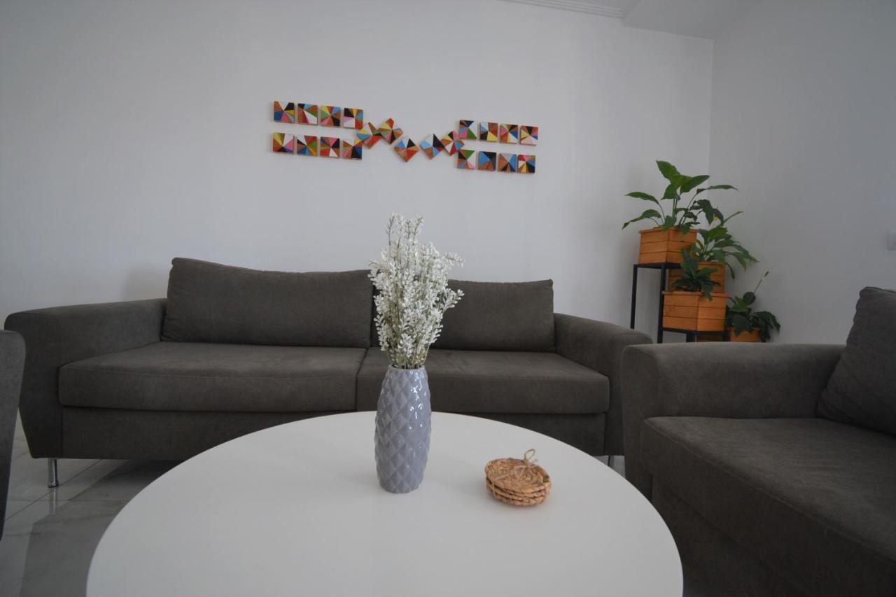 Luxury Penthouse B&E Lägenhet Sarandë Exteriör bild